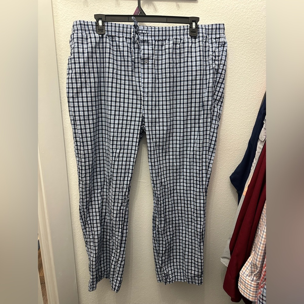 Amazon Essentials Men's Black and White Checkered pajama pants